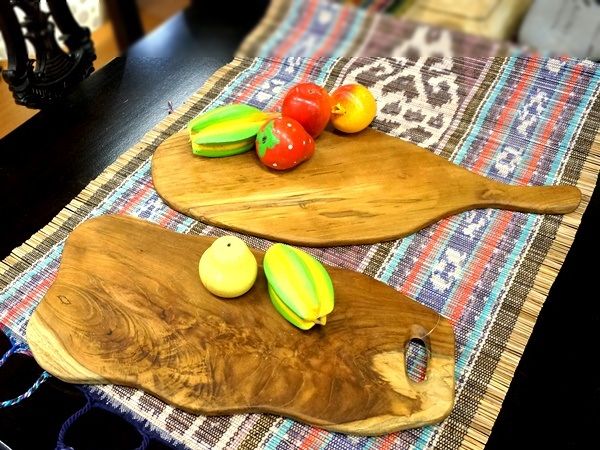 チークのカッティングボード／バリ島チークのまな板／アジアンキッチン