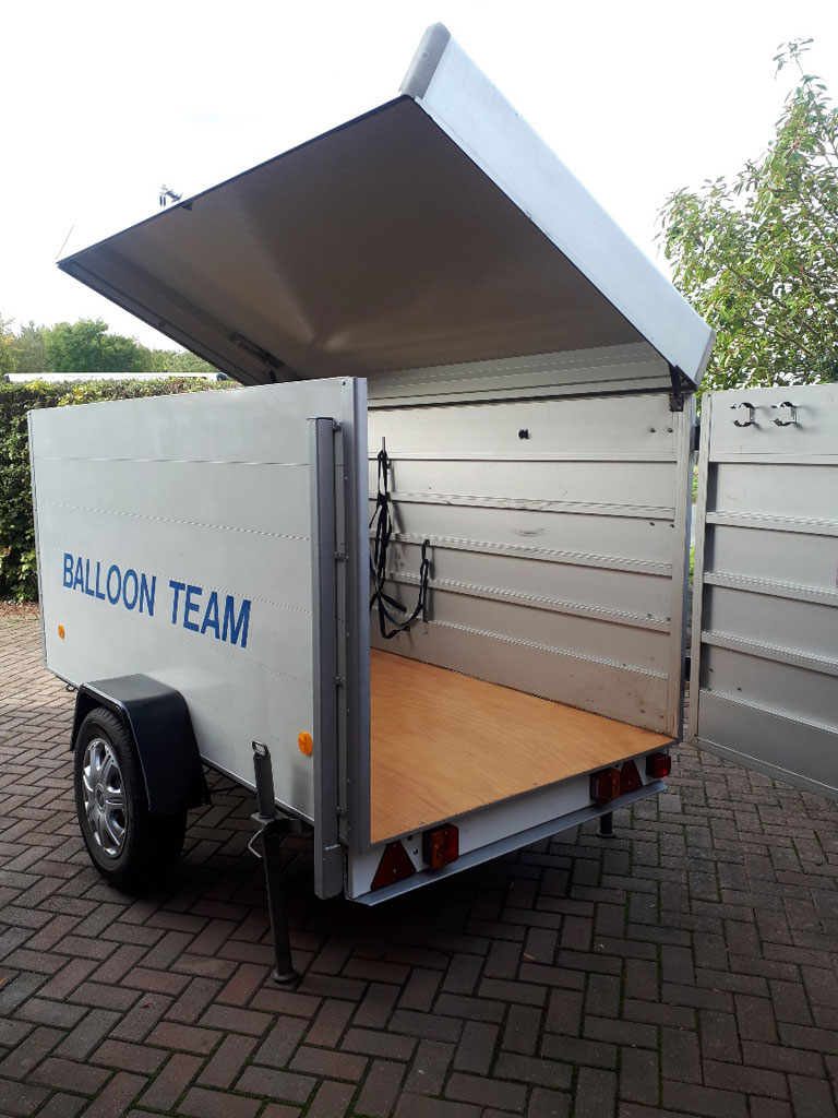 2.5m single axle Heinemann trailer | Balloons4sale.eu