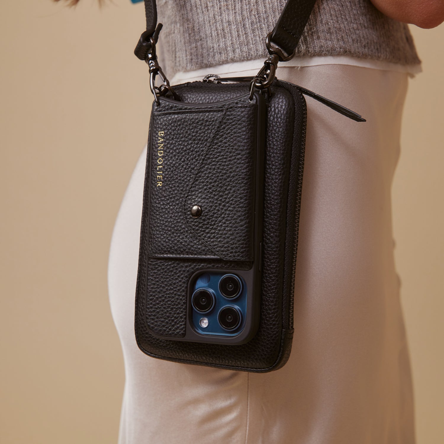 Grace Pebble Leather Pouch Black/Pewter – Bandolier