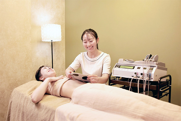 ラヴィニティ】施術と食事指導を組み合わせた痩身エステ | ビジネス