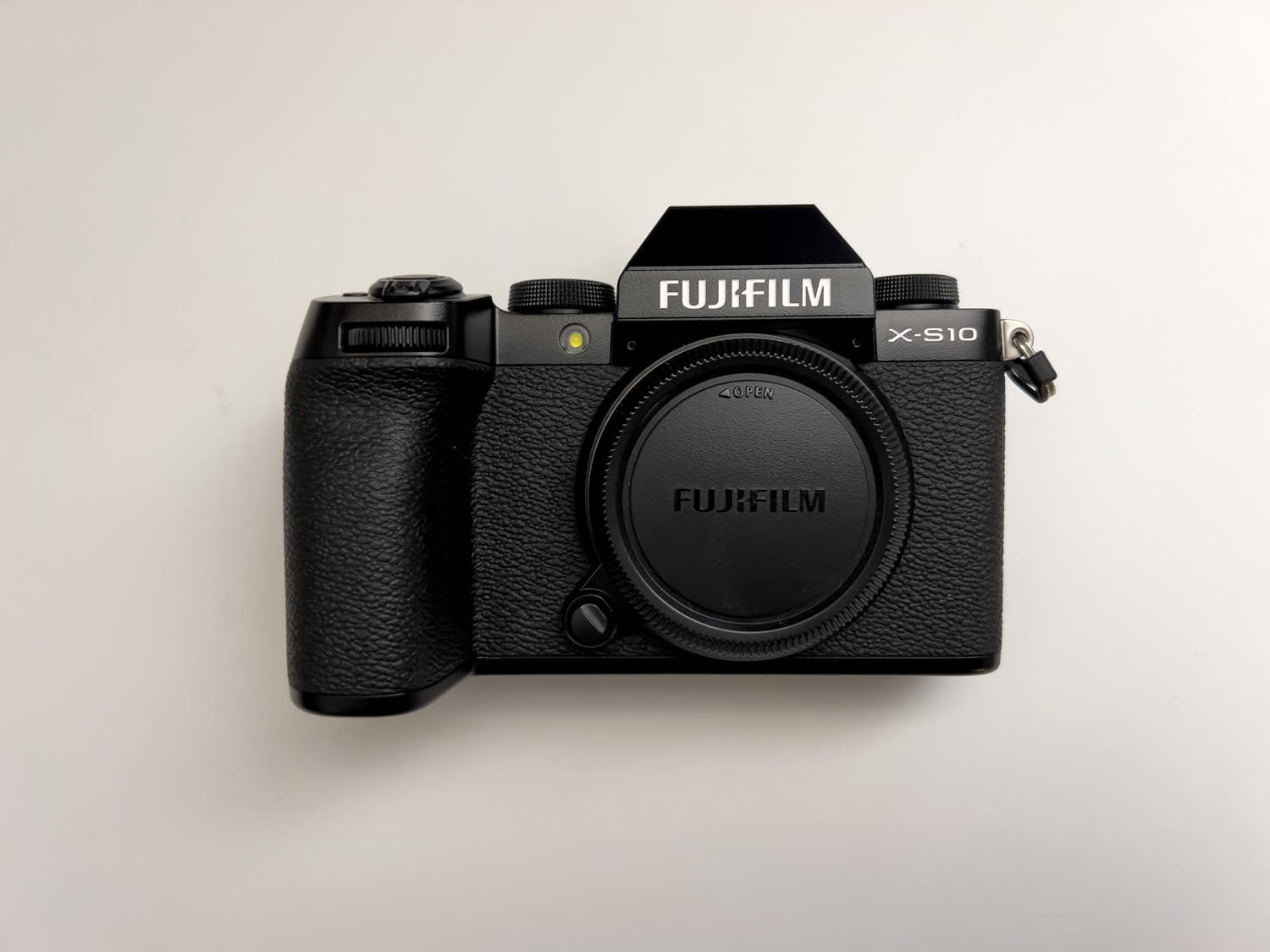 FUJIFILM X-E4を購入しました。持ち歩くのが嬉しくなるカメラよ | ENHANCE