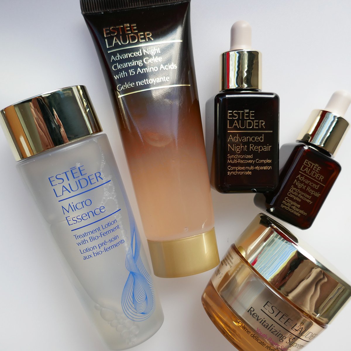 エスティ ローダー×クリスマスコフレ2023】アイシャドウパレットや