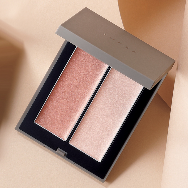 THREEべスコス受賞ハイライト！シマリング グロー デュオの使用感