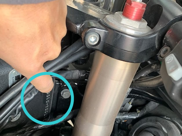 カワサキ Ninja ZX-12Rの車体番号確認方法と場所 | バイク廃車はバイクポイ