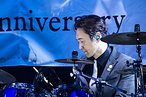 FIELD OF VIEW、20年ぶりニューシングル9/28リリース 浅岡雄也（Vo