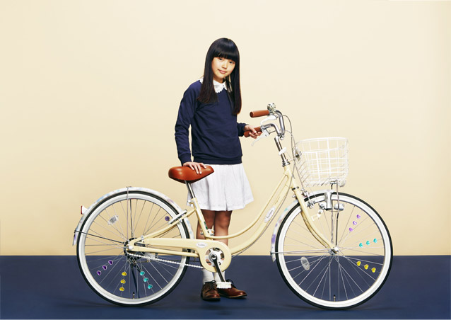 センスの多様化が進む女子小学生へ＞ “大人テイスト×ちょっと可愛い