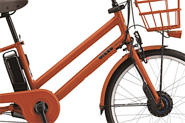 デュアルドライブ搭載でパワフル＆アクティブなルックス＞ ママにも