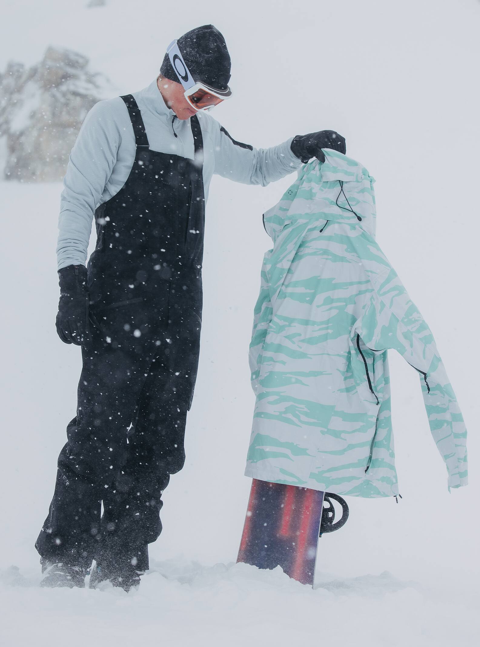 Men's Burton [ak] Freebird GORE‑TEX 3L Stretch Bibs | Burton.com