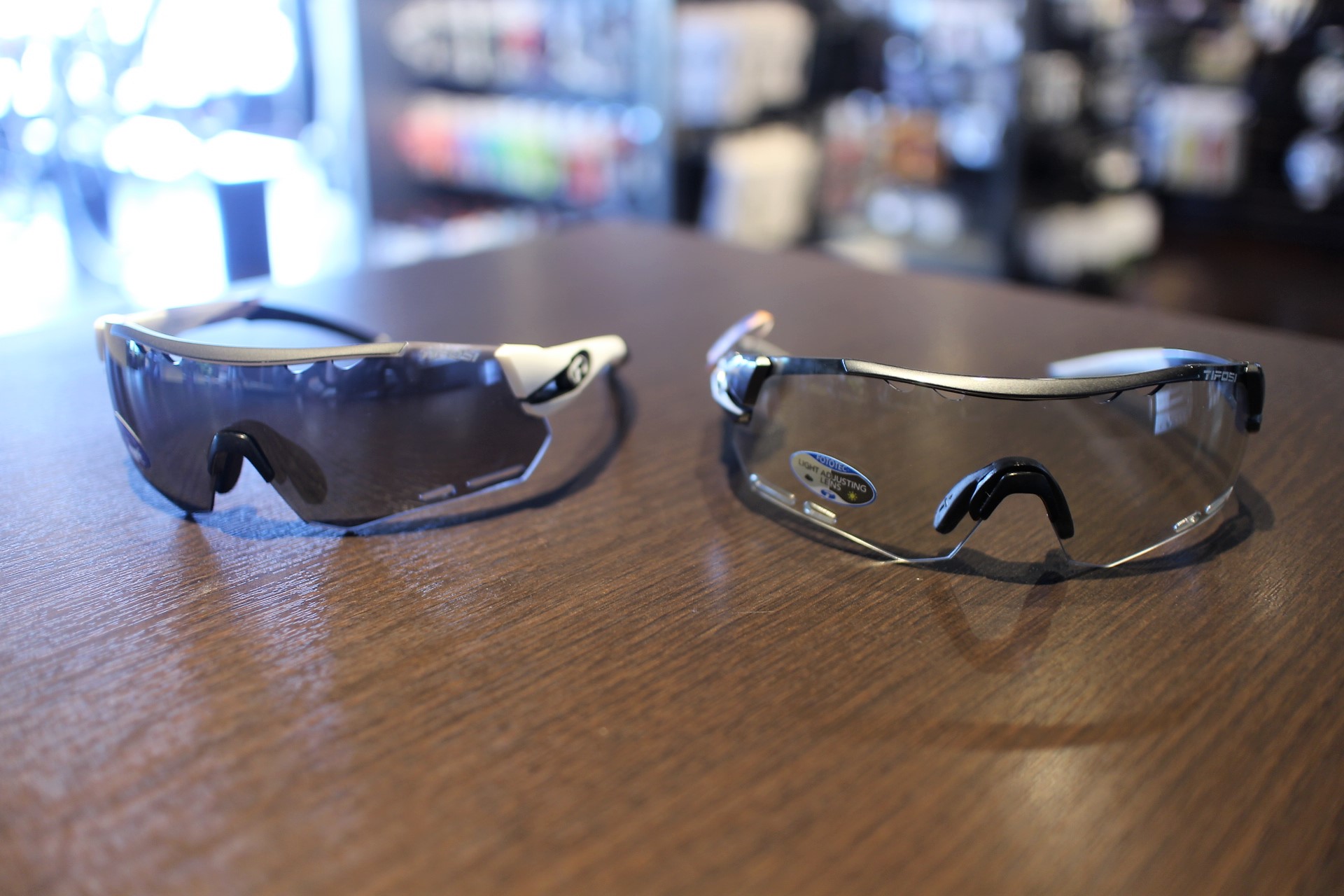 高品質＆圧倒的コスパのTIFOSI(ティフォージ)アイウェアをご紹介