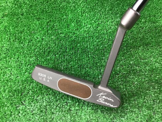 入荷情報】ロングネックでカッパーフェースのKEVIN BURNS 9305！｜赤坂