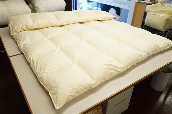 沖縄県より、泰道リビングMAAMのクィーンサイズをセミダブルの丈長