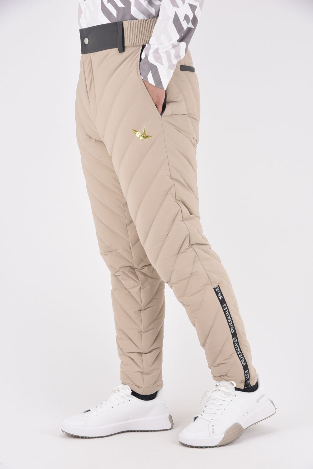 1PIU1UGUALE3 GOLF - 113 GOLF DOWN PANTS / ヴィクトリア ダウン