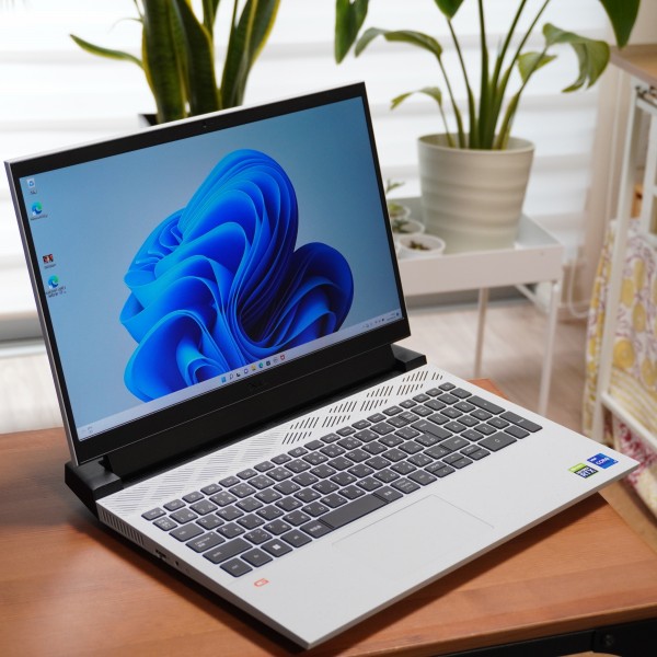 デルG15 Ryzen Edition 5525ゲーミングノートPCの特徴解説 : パソコン