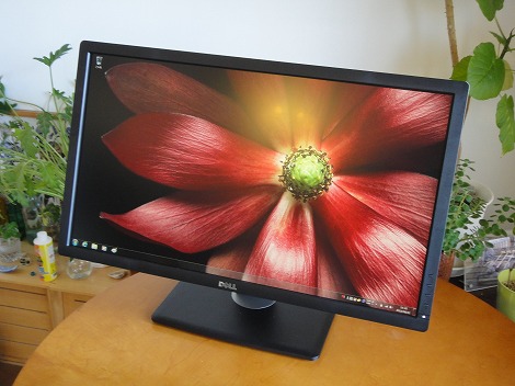 DELL U2713HMレビュー：IPSパネル搭載で表示が綺麗！/パソコン徹底比較