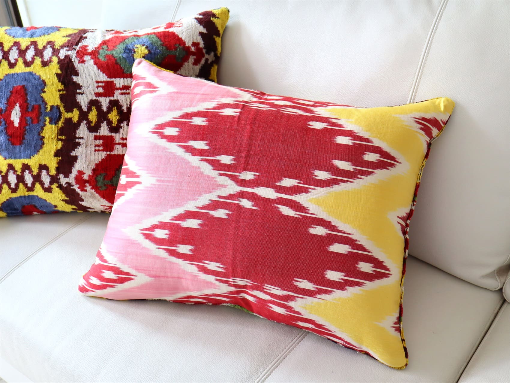 アトラス(イカット・絣) クッションカバー ウズベキスタン 横長