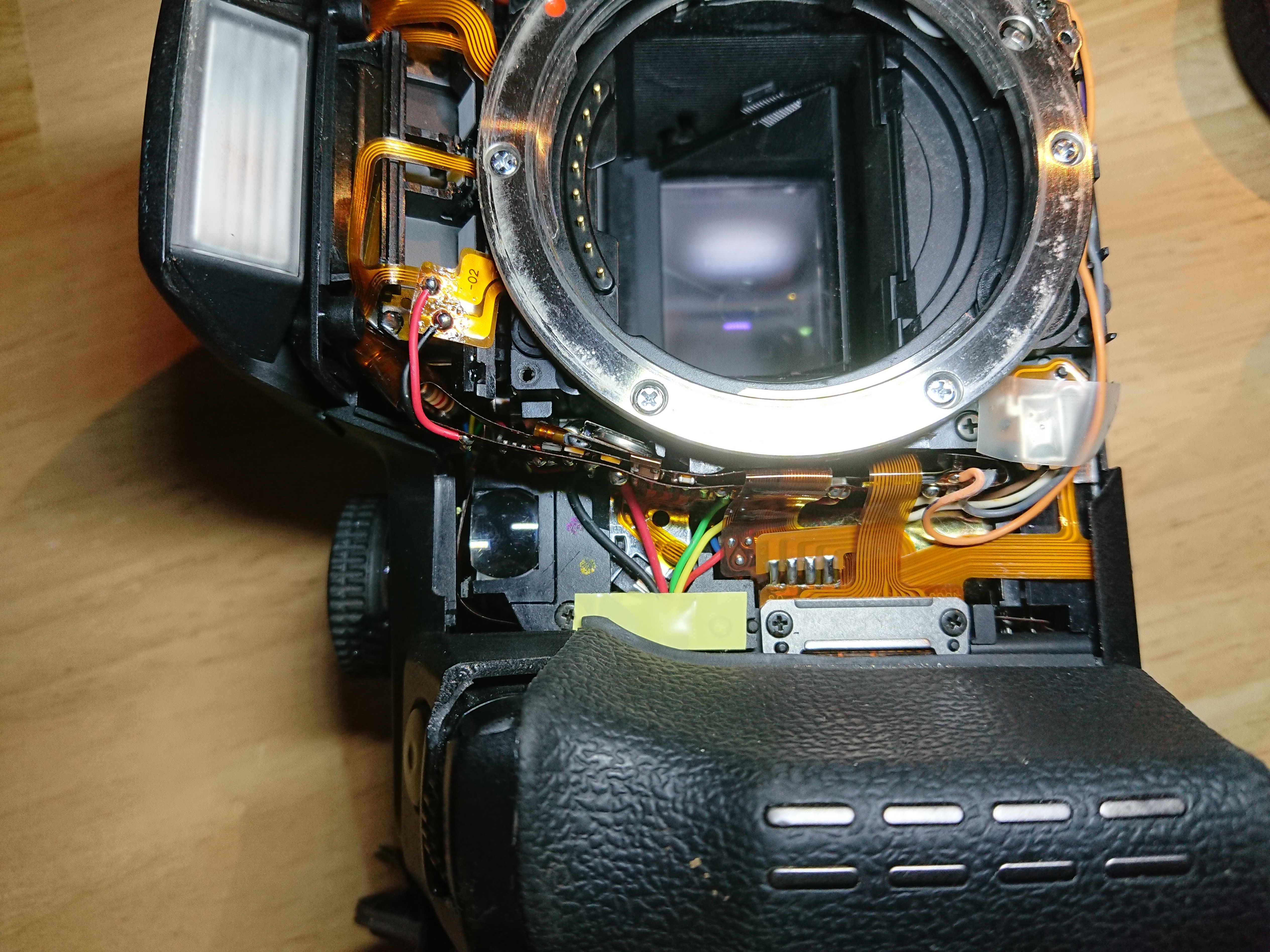 ミノルタのフィルムカメラα-7（ジャンク）を修理？応急処置しました