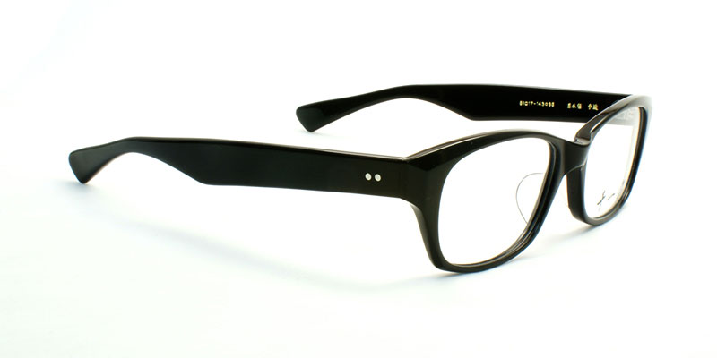 セルロイドメガネフレームをリーズナブルに堪能できる～OWNDAYS