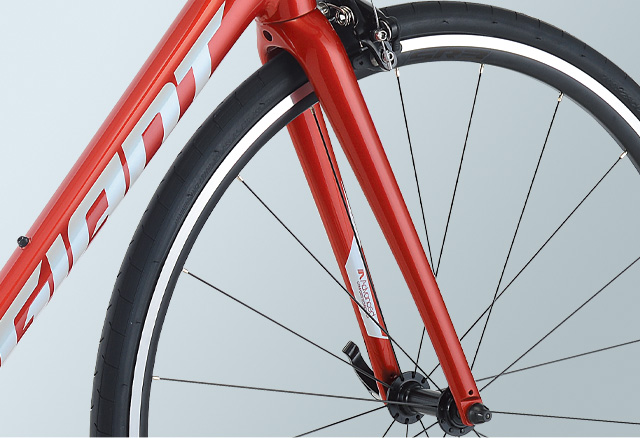 2021 GIANT Bicycles | CONTEND 2 (New 2022)