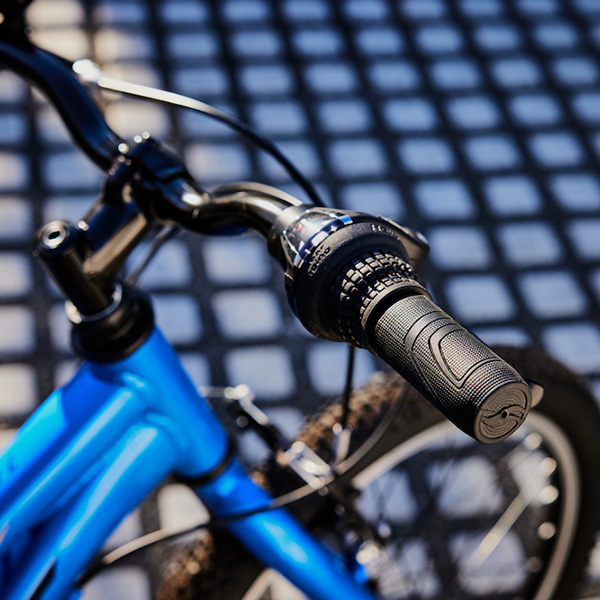 2022 GIANT Bicycles | XTC JR 20 LITE