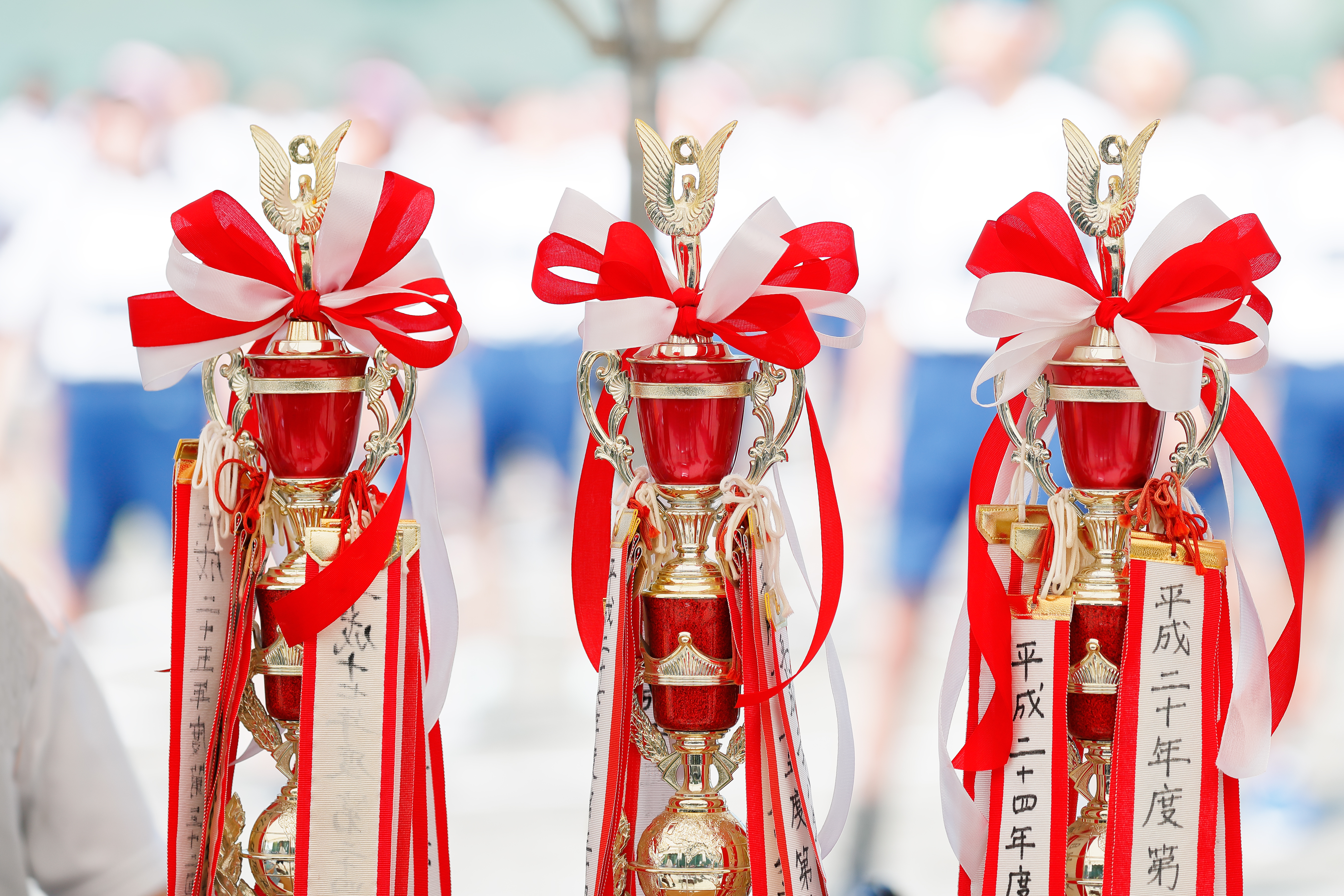 トロフィーのペナントリボンをキレイに書く4つのポイントを解説