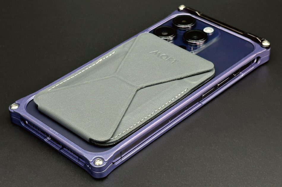 ギルドデザイン ジュラルミン削り出しケース『 Solidbumper for iPhone