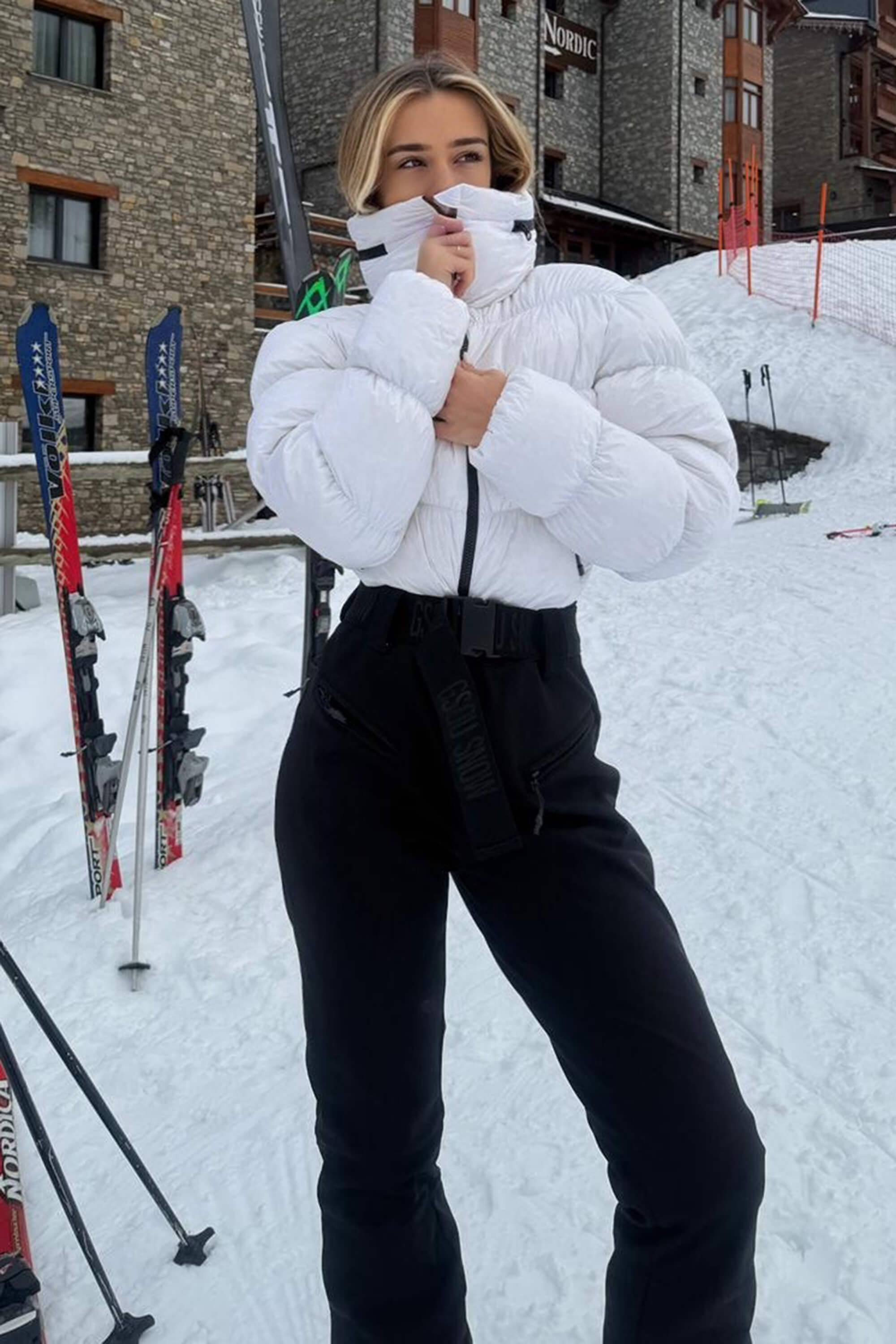 レディース ネオンオレンジ 耐汚性ダウンワンピース スキースーツ