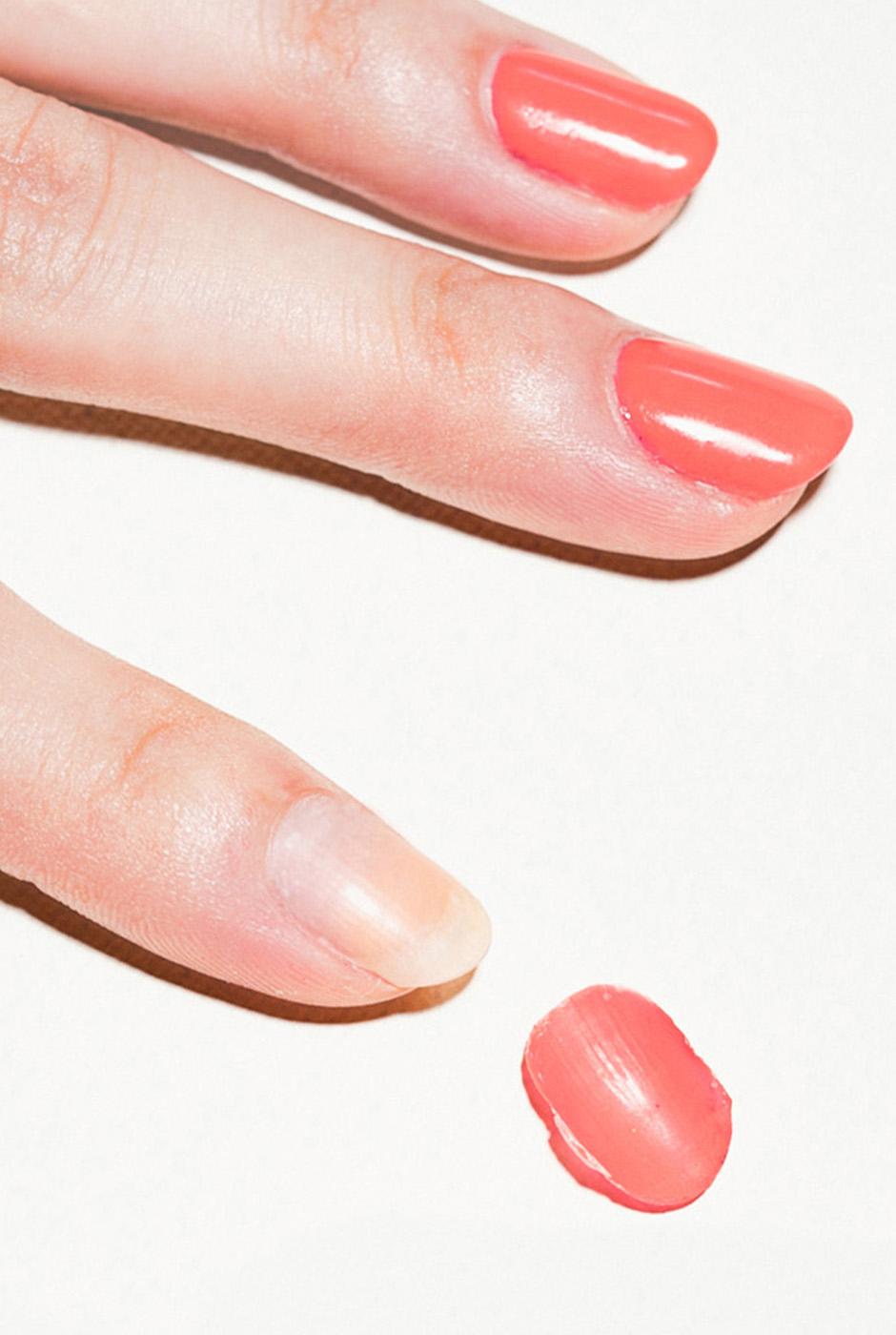 剥がせるジェルネイル - ピールオフベースジェル｜GRANJE（グランジェ）