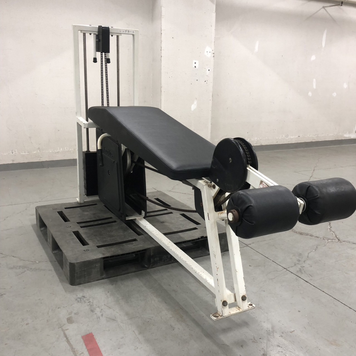 レッグカール（中古）（ノーチラス） -ジムガレージ