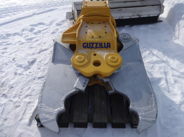 0.45用中古アタッチメントのタグチ製当て回し旋回の大割り機を納品しま