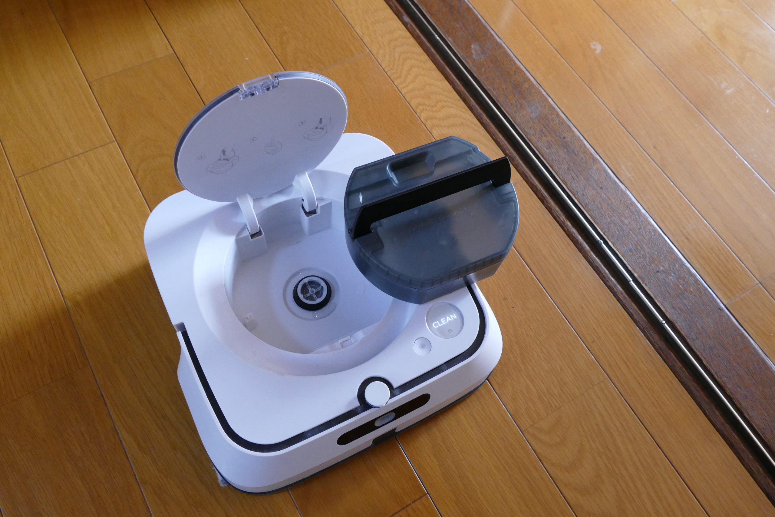 ブラーバ ジェットm6は水拭き乾拭きができます。 | Dohzen