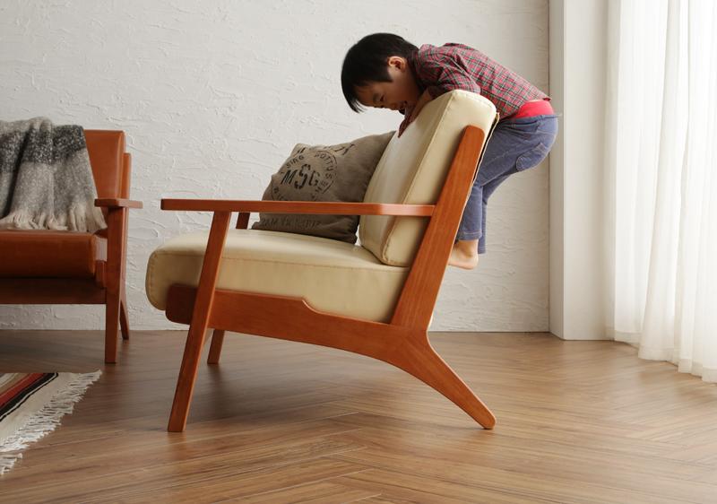 北欧デザイン木肘レザーソファ Stinger スティンガー - 家具専門店ど