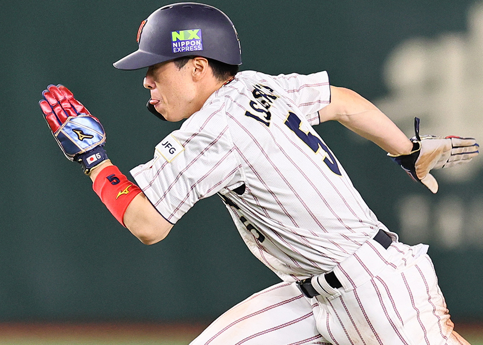 侍ジャパン・五十幡亮汰 代走でけん制アウトも、次の回に盗塁成功