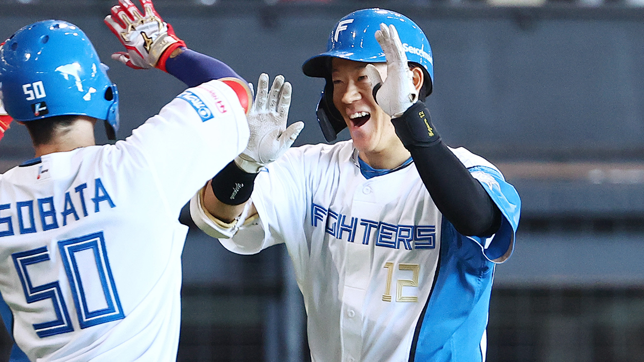 ドラ1矢沢 44打席目で豪快プロ1号「ずっと狙っていた」 | 道新