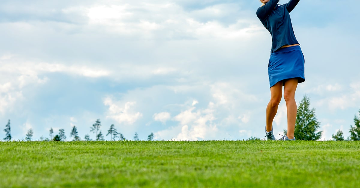 ゴルフウェアはレディースセットアップがおすすめ！おしゃれに着こなす