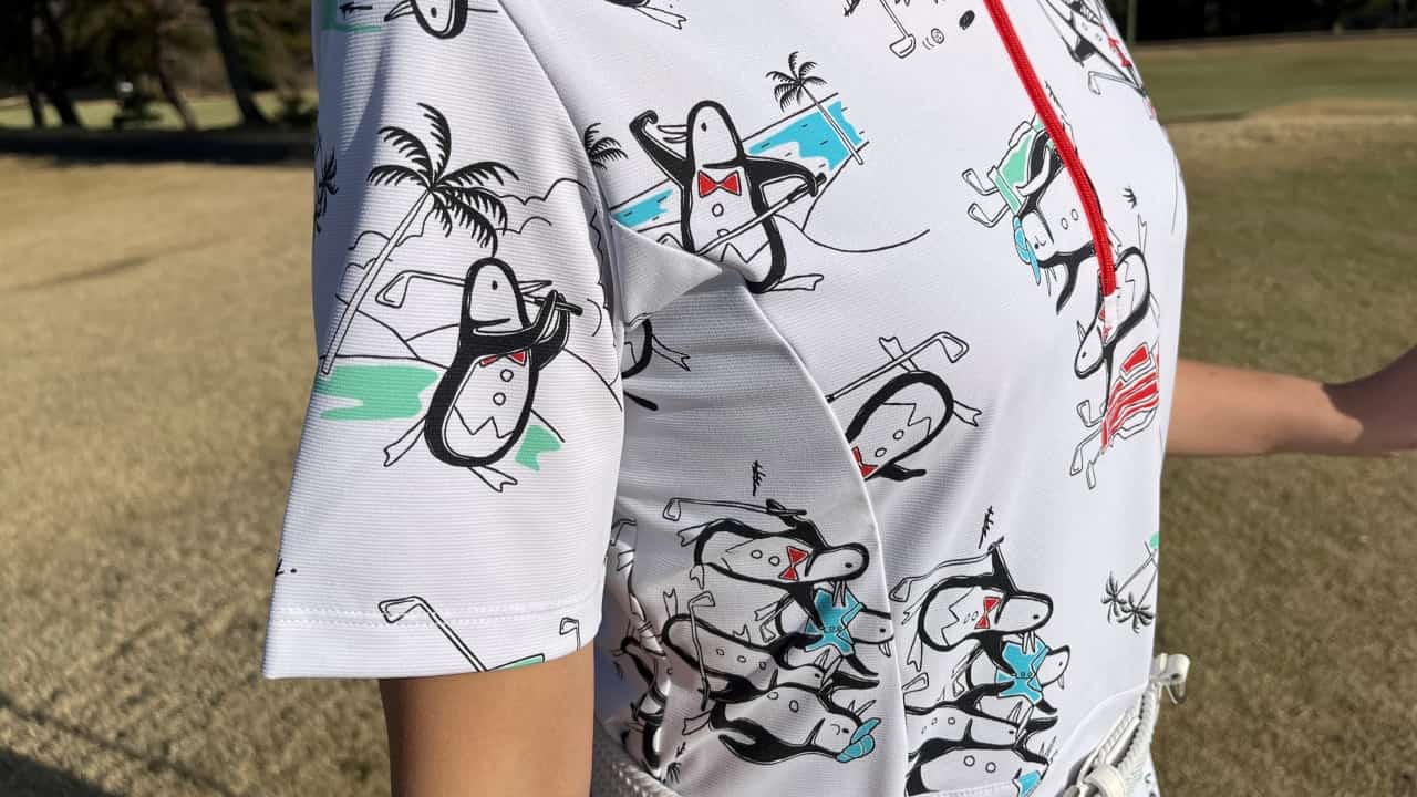 これ1枚でめっちゃ映える…！ゴルフ場でひときわ目立つ「勝負ワンピース