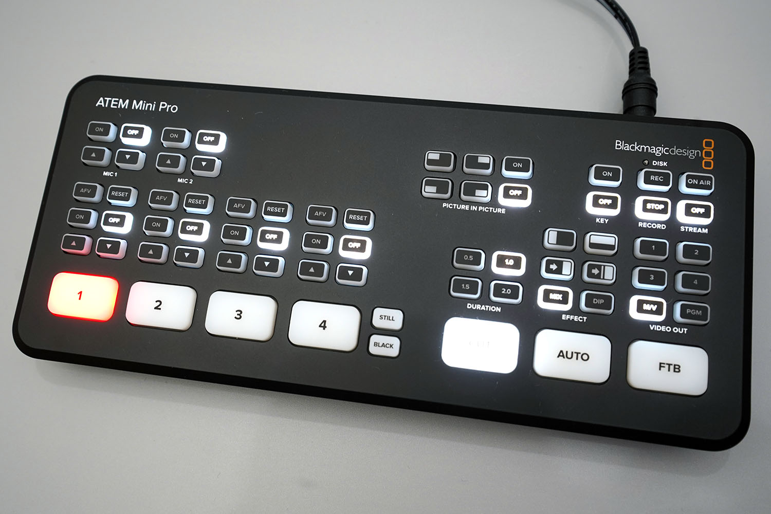 レビュー】ATEM Mini Pro：品薄だけが問題。ライブ配信にも動画制作に