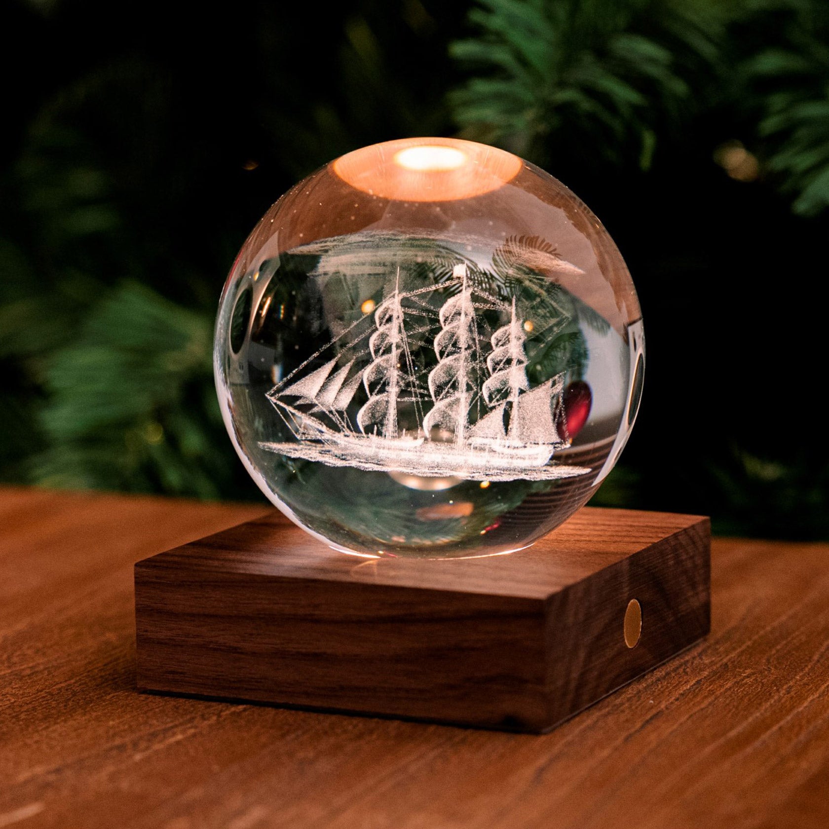 Gingko Design Amber Crystal Light, Sailing Boat – David Shuttle Ltd