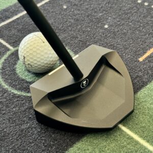 真っ直ぐにしか引けないパター！？【LAB GOLF】【ゼロトルクパター