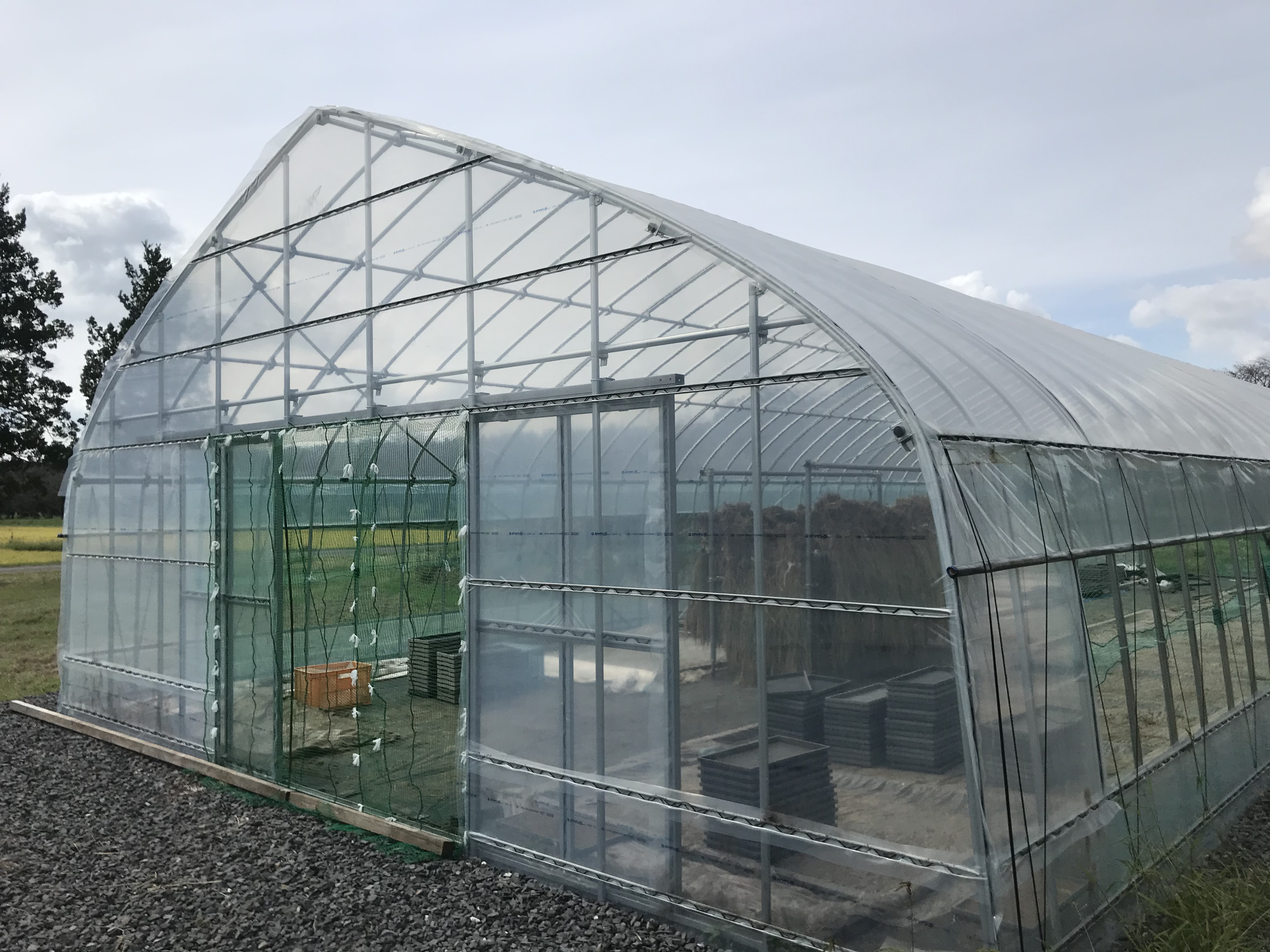 更に強靭な農業用ビニールハウスを。大和鋼管が皆さまと取組む”STX