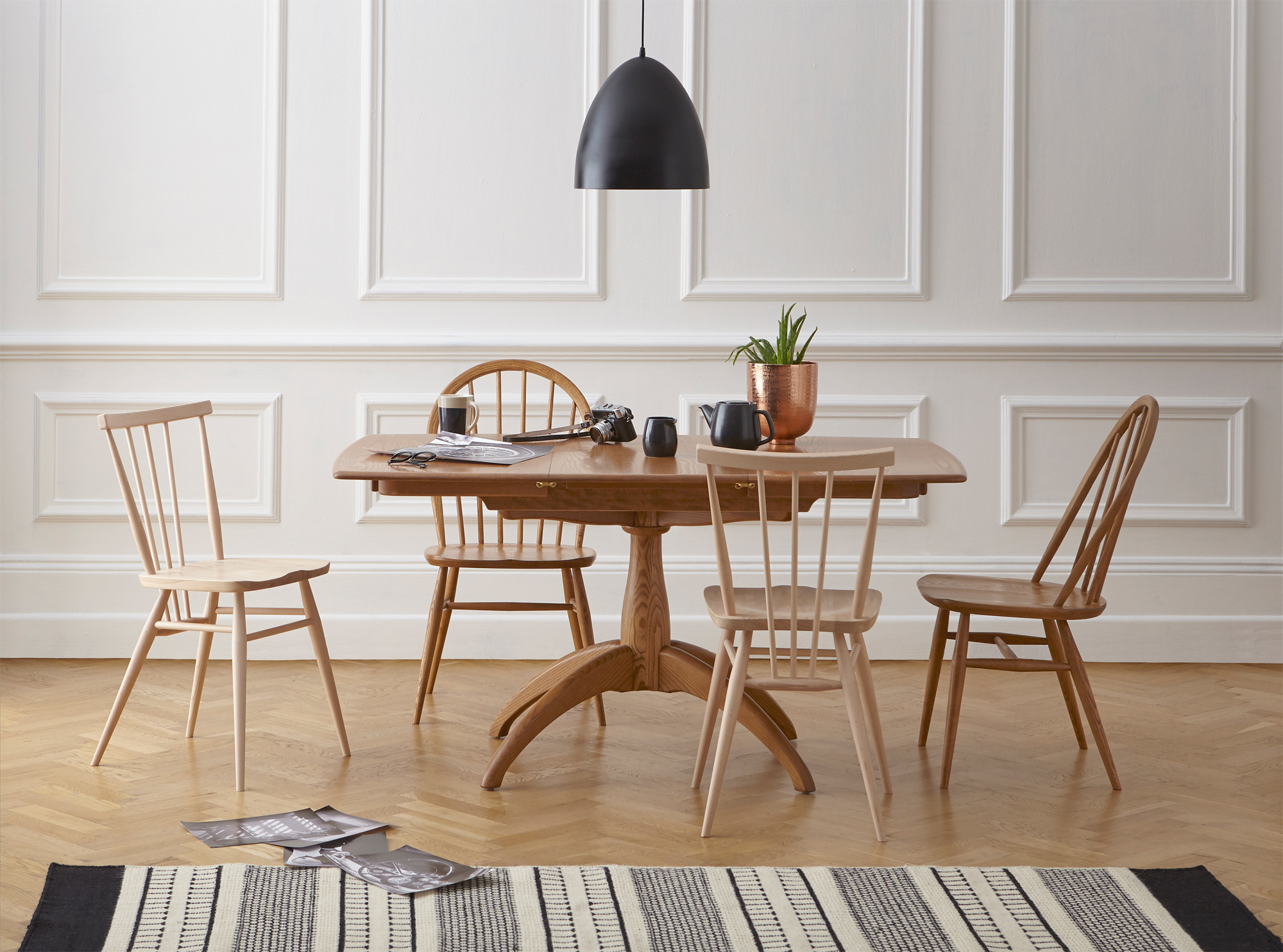 名作チェア アーコール「ウィンザーチェア」 - ダニエルブログ