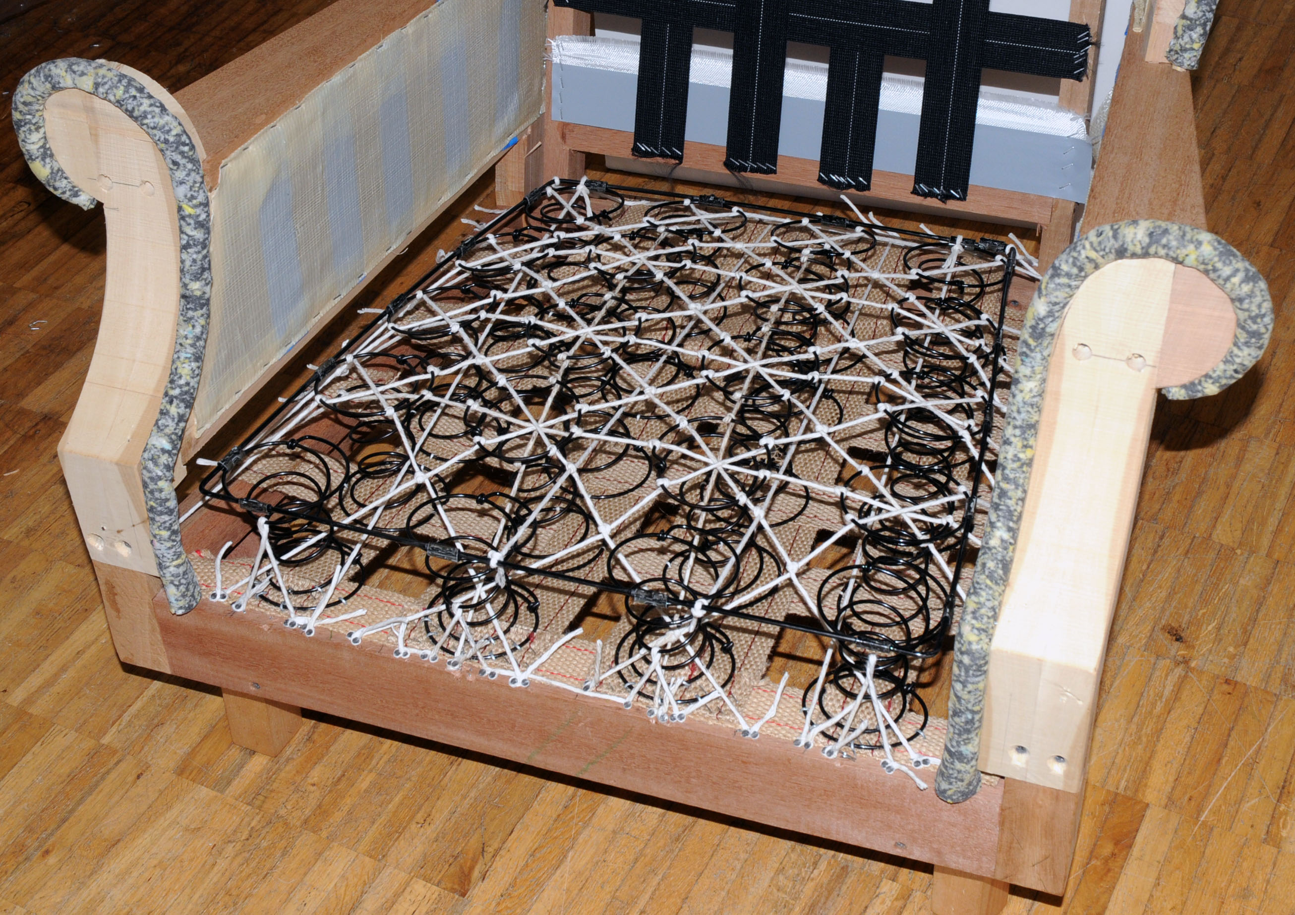 ダニエルとは│横浜クラシック家具「ダニエル」