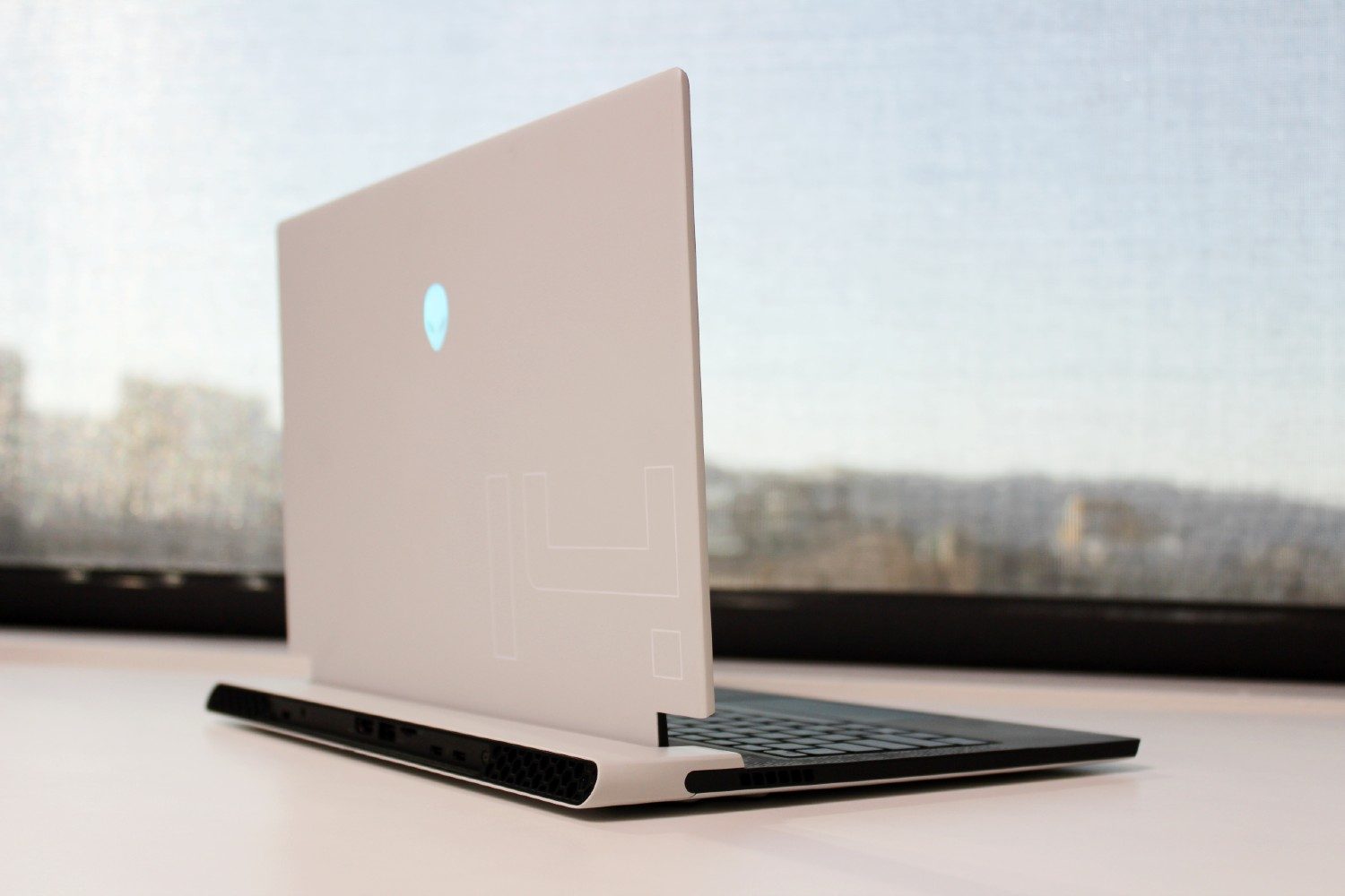 Alienware x14 review: Is thinnest best? - Digital Trends