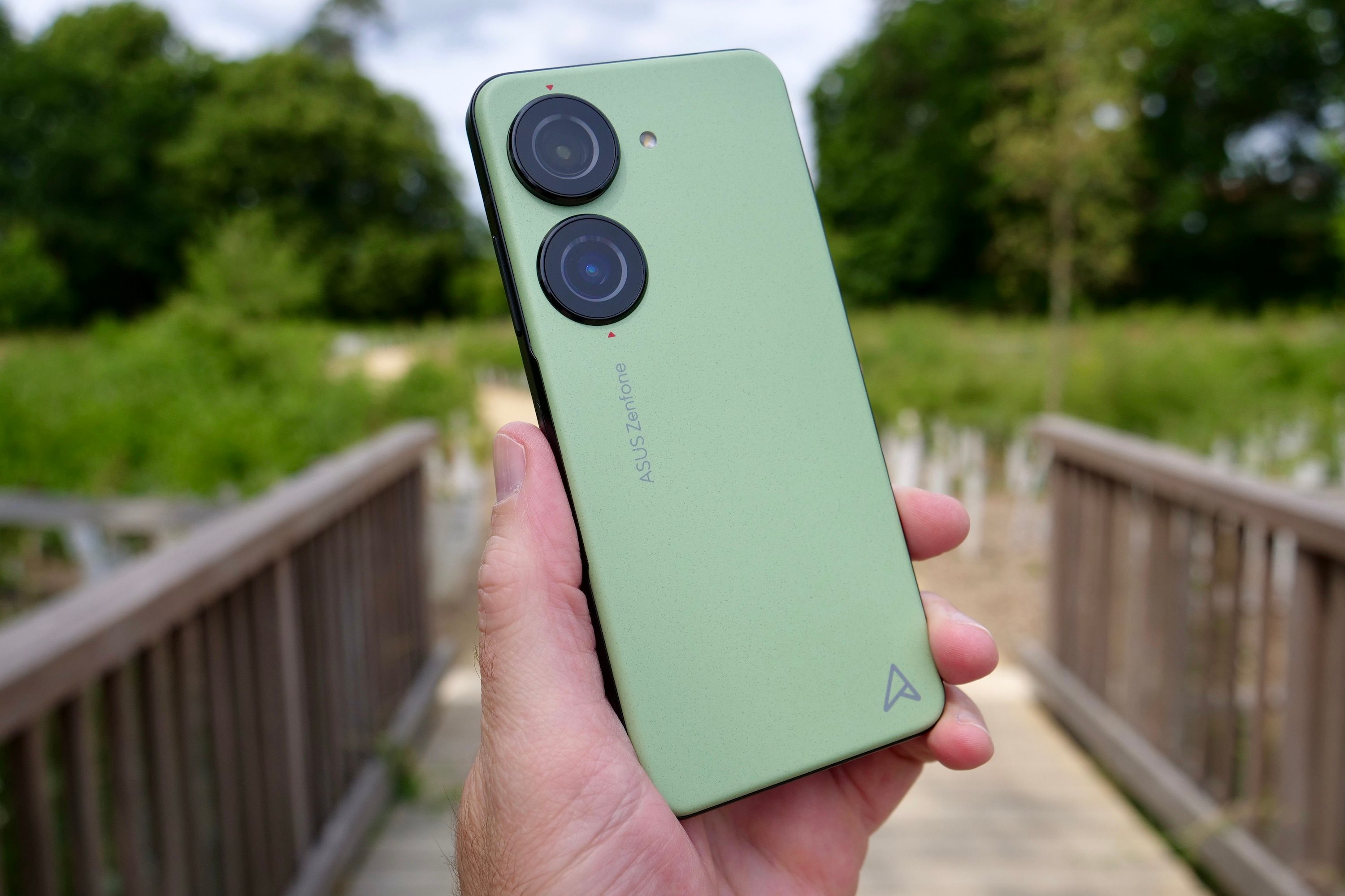 Asus Zenfone 10 review: meet the anti-Galaxy S23 Ultra - Digital