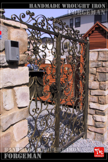 ロートアイアン/スライド門扉/経験を積んだ職人によるハンドメイド