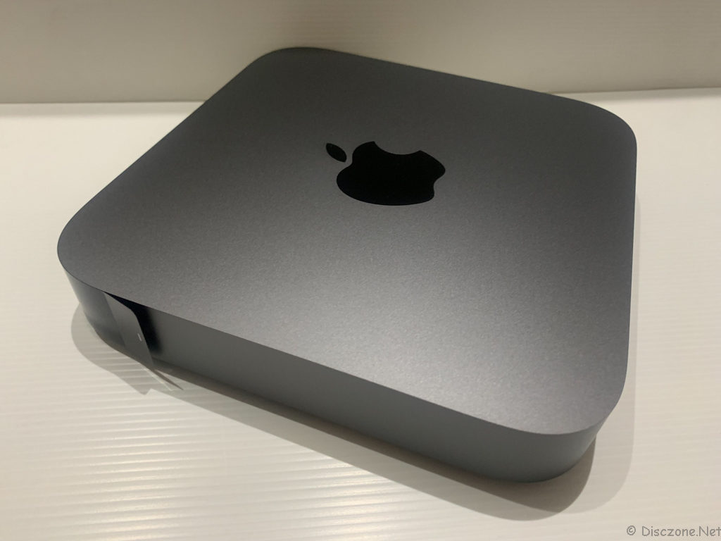 Review of Apple's Mac Mini 2018 - Unboxing -