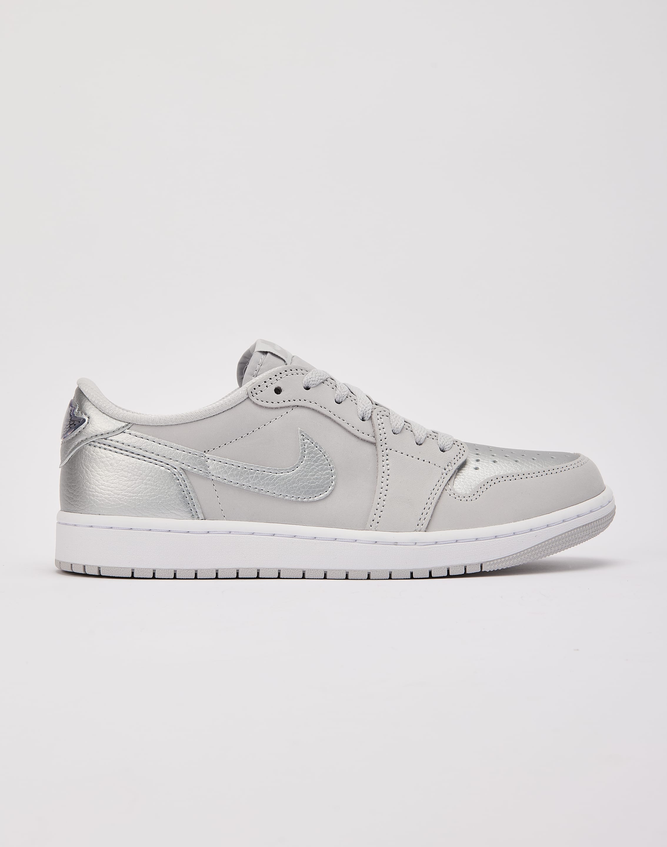 Jordan Air Jordan 1 Retro Low OG 'Metallic Silver' – DTLR