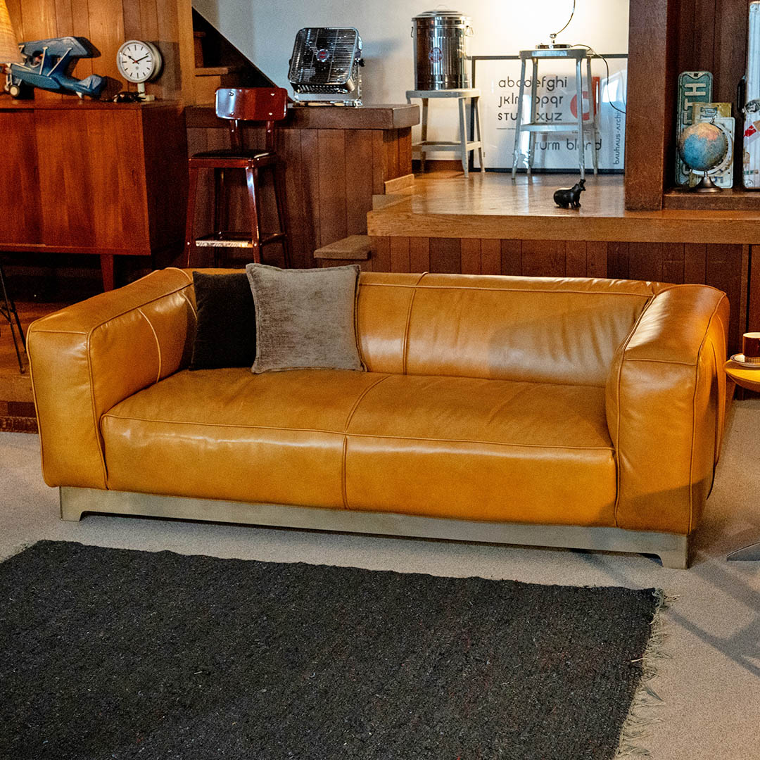 DULTON ONLINE SHOP | MASTER SOFA BROWN 3 SEATER(3 SEATER): 家具
