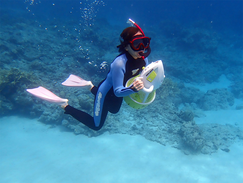 ケラマシースクーター＆シュノーケル | ダイビングショップ アーク