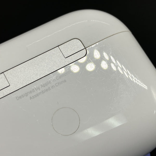 Apple 【中古】AirPods Pro (第2世代) 充電ケース (Lightning)【秋葉原