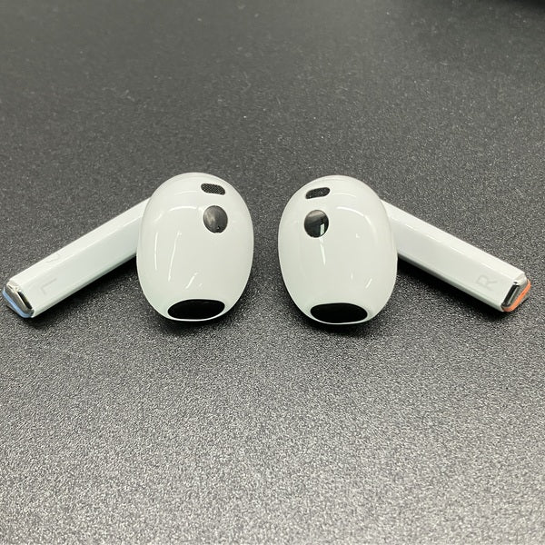 Galaxy 【中古】Galaxy Buds3 ホワイト 【SM-R530NZWAXJP】【秋葉原